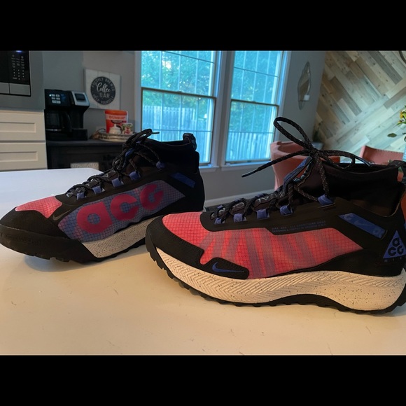 Nike ACG - Picture 3 of 4